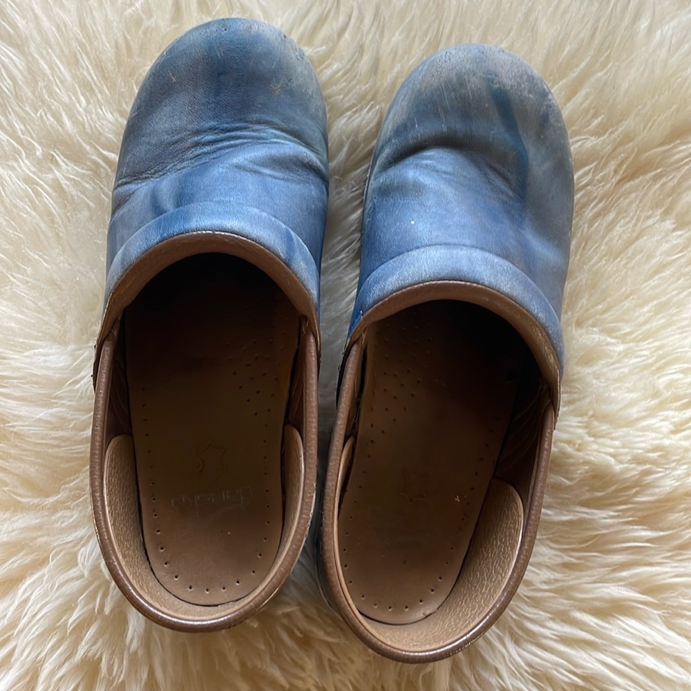 Dansko Clogs Blue Leather Scrunch Size 40